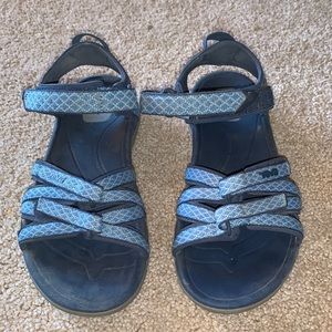 Teva sandal women’s size 7